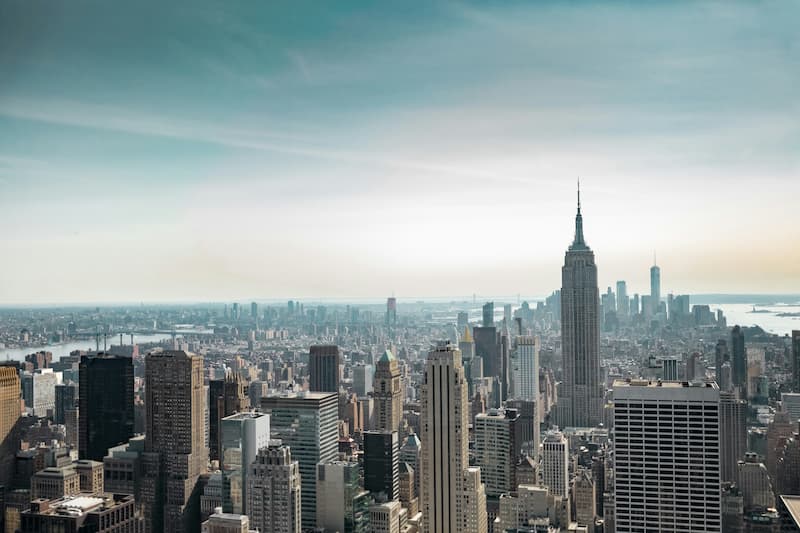 New York City skyline featuring iconic skyscrapers and Central Park